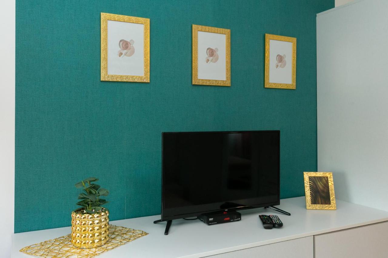 Welcome Apartman Subotica Buitenkant foto