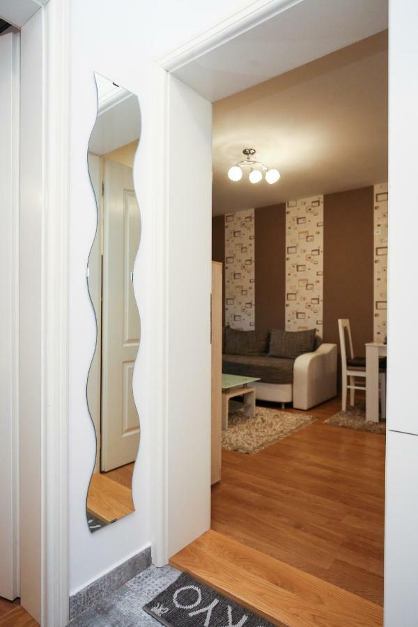 Welcome Apartman Subotica Buitenkant foto